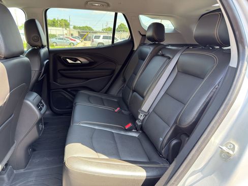 Used 2021 GMC Terrain SLT w/ Elevation Edition FWD image 19