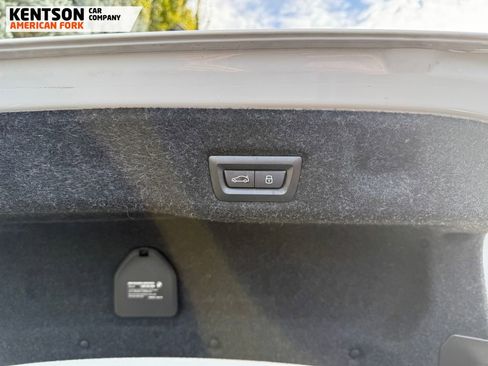 Used 2025 BMW 530i xDrive image 35