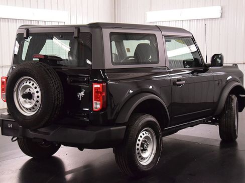 Used 2025 Ford Bronco 2-Door AWD/4WD image 7