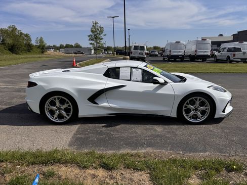 Used 2023 Chevrolet Corvette Stingray Premium Conv w/ 3LT RWD image 6