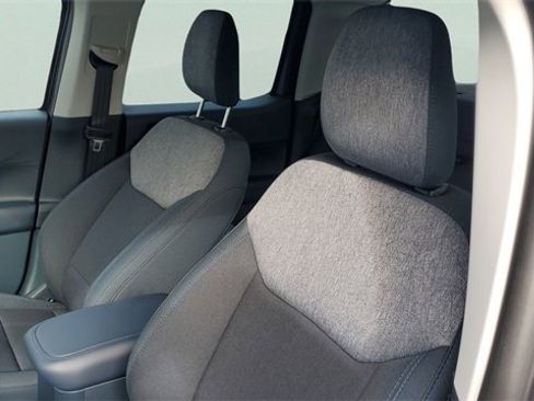 New 2025 Ford Maverick XLT w/ Equipment Group 301A image 15