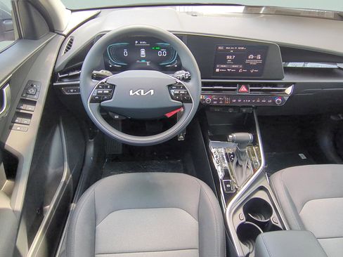 New 2026 Kia Niro LX FWD image 15