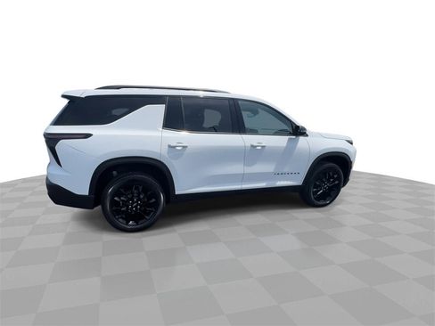 New 2025 Chevrolet Traverse LT w/ Midnight/Sport Edition image 8