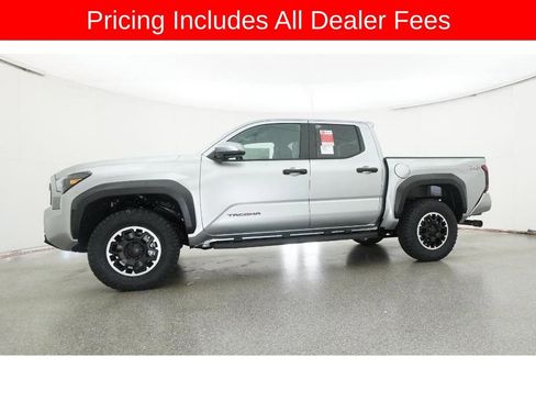 New 2025 Toyota Tacoma TRD Off-Road AWD/4WD image 37