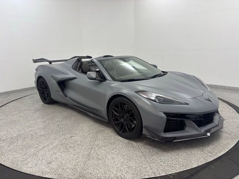 Used 2024 Chevrolet Corvette Z06 w/ Stealth Interior Trim Package image 19