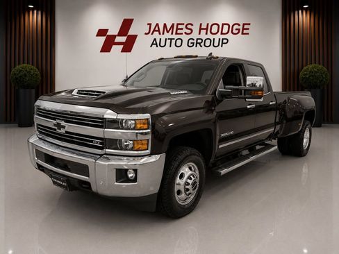 Used 2018 Chevrolet Silverado 3500 LTZ w/ Duramax Plus Package AWD/4WD image 1