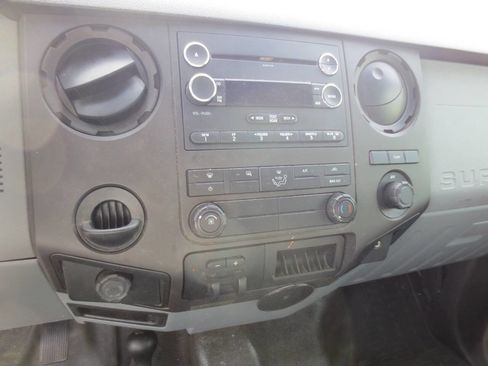 Used 2014 Ford F350 XL w/ Power Equipment Group AWD/4WD image 9