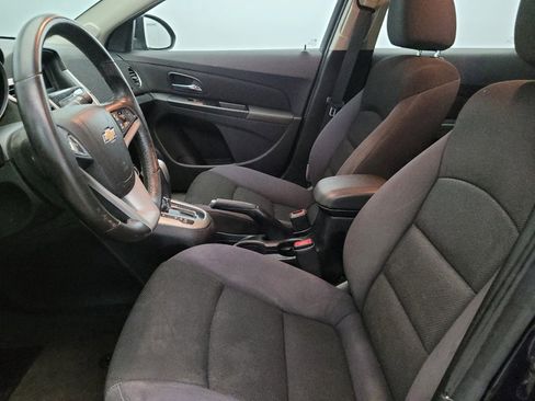 Used 2014 Chevrolet Cruze LT FWD image 17