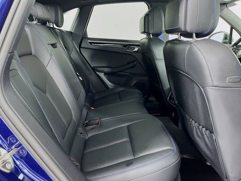 Certified 2023 Porsche Macan Turbo AWD/4WD image 23