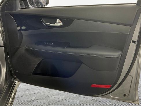 Used 2023 Kia Forte GT-Line w/ GT-Line Premium Package FWD image 28