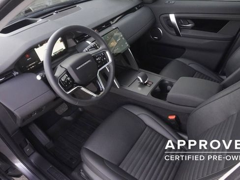 Used 2025 Land Rover Discovery Sport S image 18