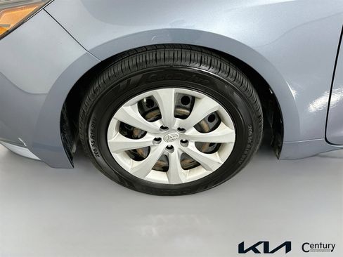 Used 2020 Toyota Corolla LE image 28
