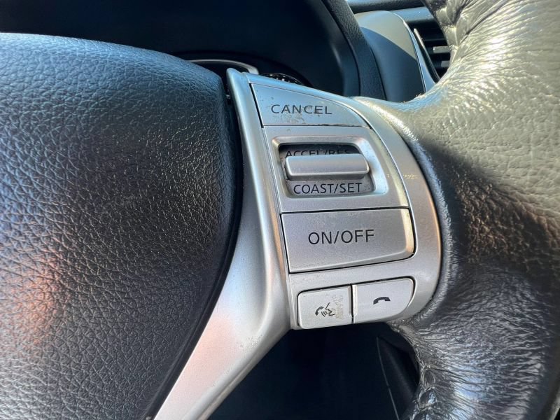 Used 2017 Nissan Altima 2.5 SV FWD image 32