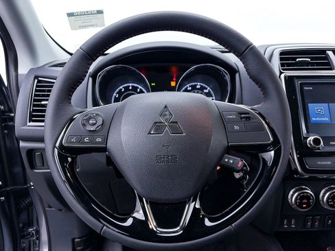 New 2026 Mitsubishi Outlander Sport LE AWD/4WD image 17