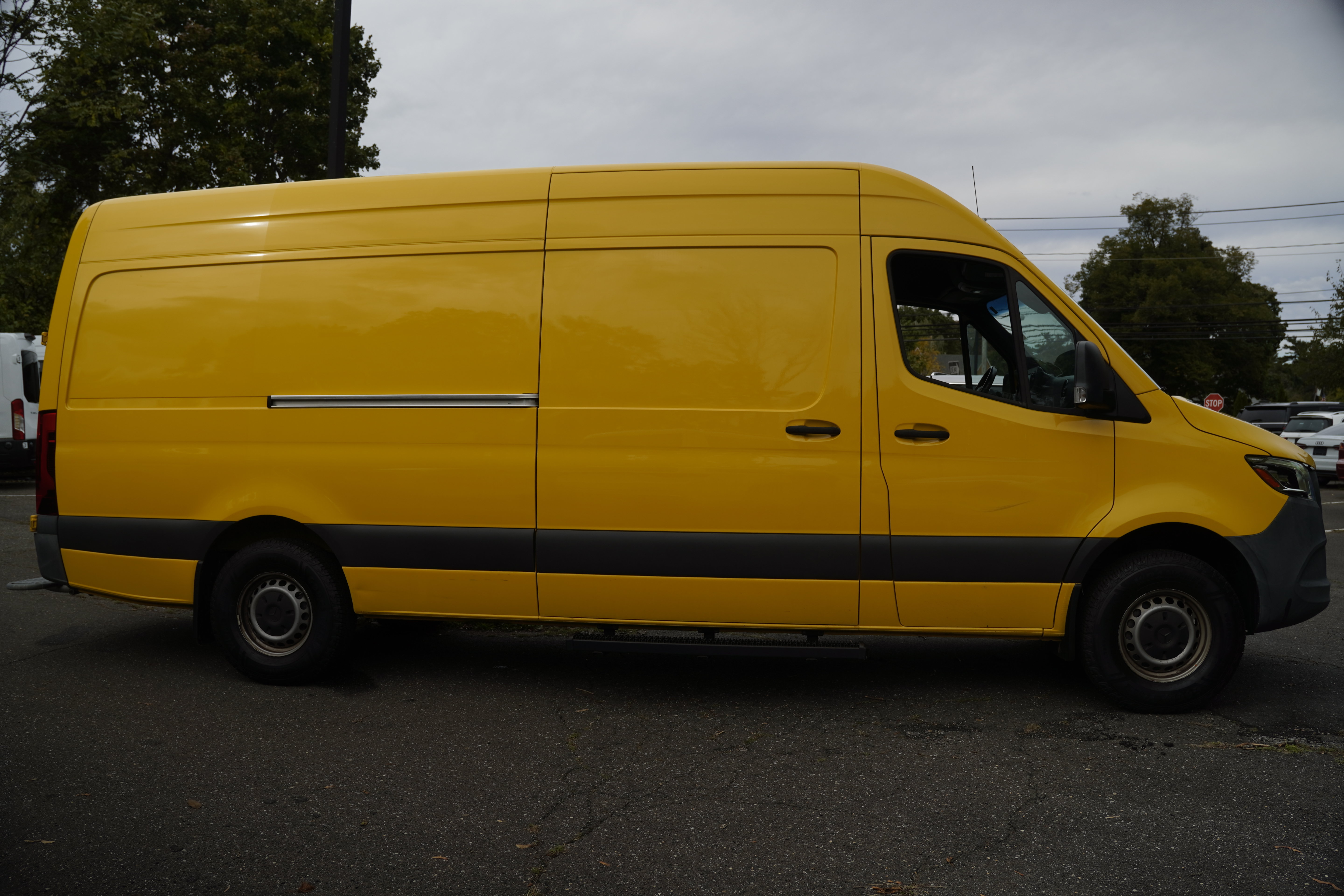 Used 2021 Mercedes-Benz Sprinter 2500 w/ Acoustic Package image 8