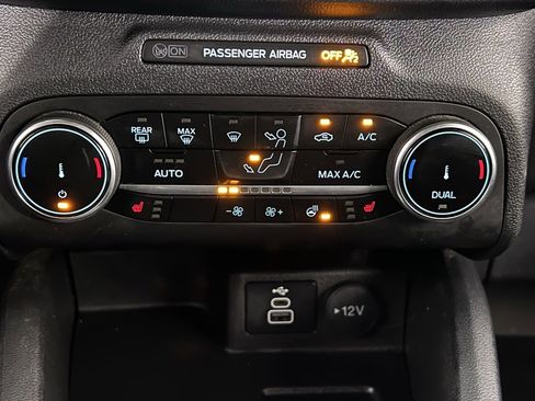 Used 2024 Ford Escape ST-Line image 20