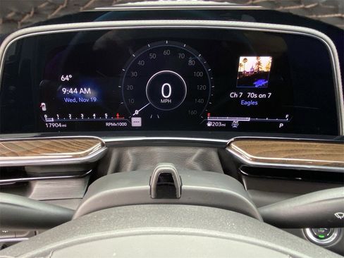 Certified 2024 Cadillac Escalade ESV Sport Platinum w/ LPO, ONYX Package image 25