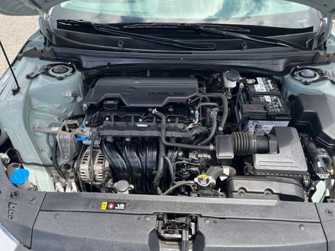 Used 2025 Kia K4 FWD image 46