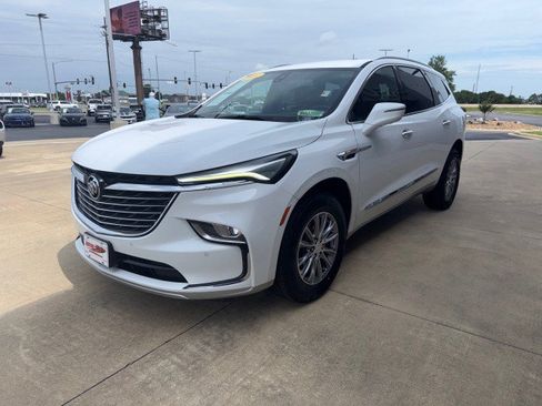 Used 2022 Buick Enclave Premium FWD image 5
