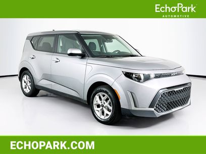 Used 2025 Kia Soul LX w/ LX Technology Package