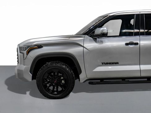 Used 2023 Toyota Tundra Limited image 10