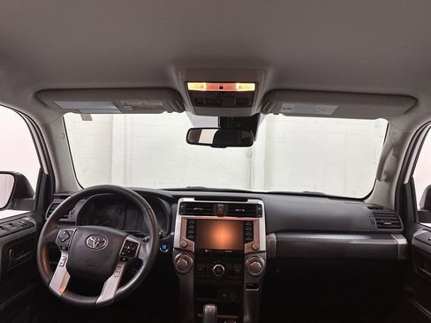 Used 2022 Toyota 4Runner SR5 AWD/4WD image 52