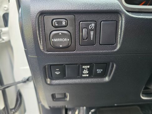 Used 2012 Toyota 4Runner Limited image 38