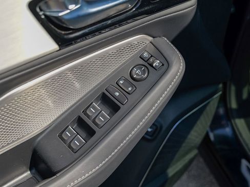 Used 2023 Acura MDX SH-AWD w/ Technology Package image 20