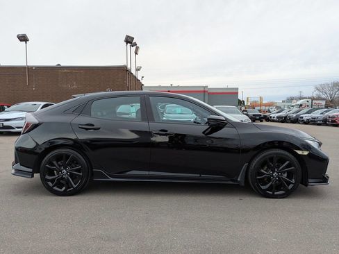 Used 2017 Honda Civic Sport Touring image 3