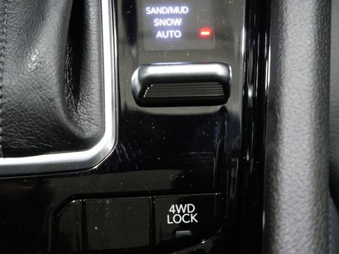 New 2026 Jeep Compass Latitude w/ Sun and Sound Group image 22