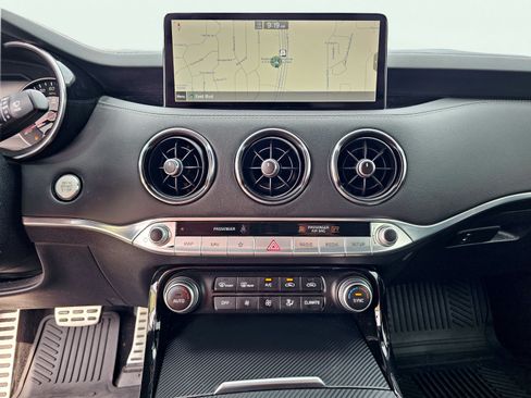 Used 2022 Kia Stinger GT2 w/ Scorpion Package RWD image 25