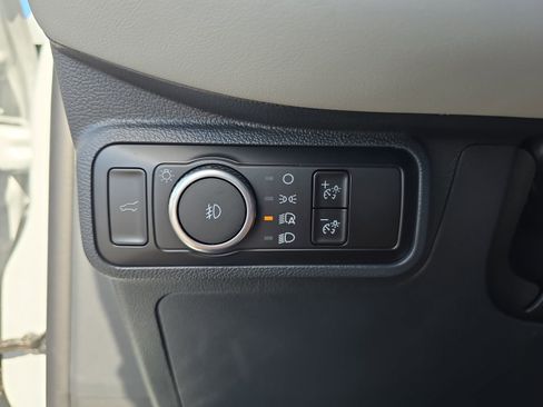 New 2026 Ford Explorer Active w/ Active Comfort Package image 21