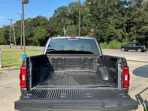 Used 2023 Ford F150 XLT image 6