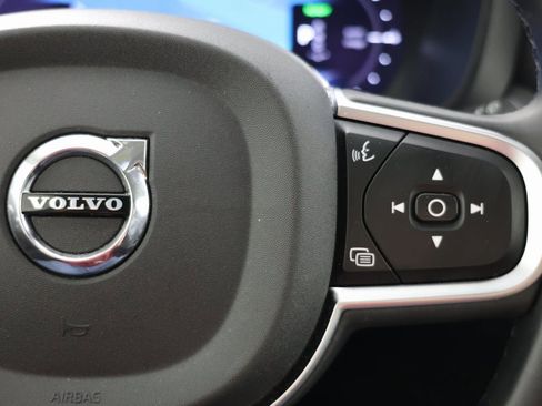 Used 2024 Volvo XC60 T8 Core image 28