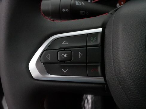 Used 2024 Jeep Compass Trailhawk image 26