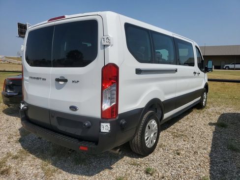 Used 2024 Ford Transit 350 XLT RWD image 4