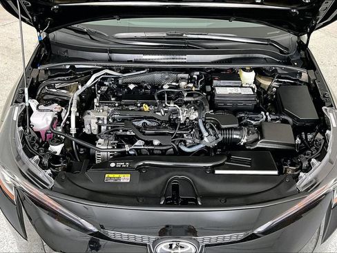 Used 2026 Toyota Corolla LE FWD image 11