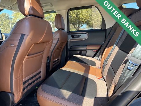 Used 2025 Ford Bronco Sport Outer Banks image 18