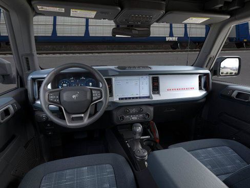 New 2026 Ford Bronco Heritage Edition AWD/4WD image 32