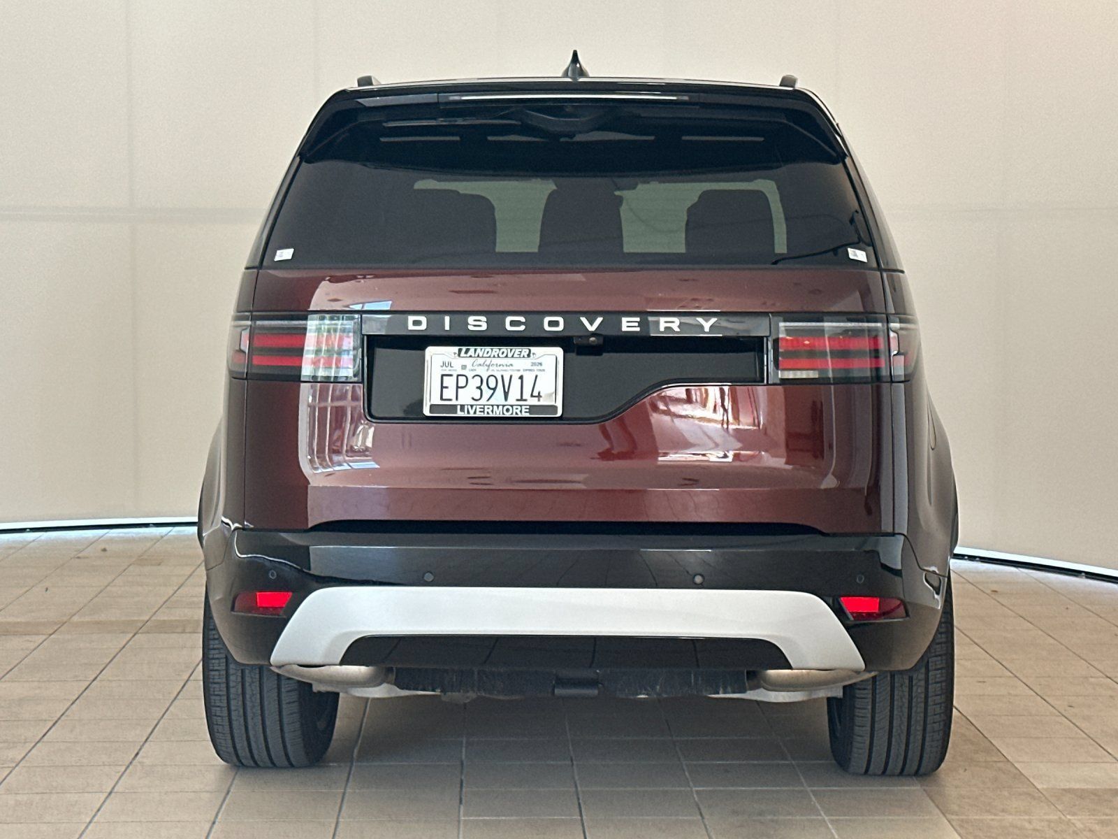Used 2026 Land Rover Discovery Limited Edition AWD/4WD image 5