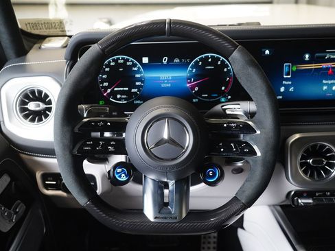 Certified 2025 Mercedes-Benz G 63 AMG 4MATIC image 15