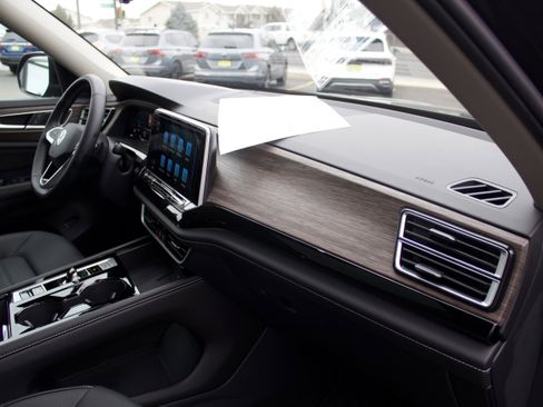 New 2026 Volkswagen Atlas SEL image 38