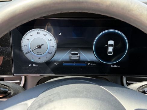 Used 2023 Hyundai Elantra SEL w/ Convenience Package FWD image 11