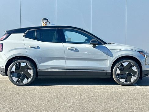 New 2025 Volvo EX30 Ultra w/ Protection Package Premier image 6