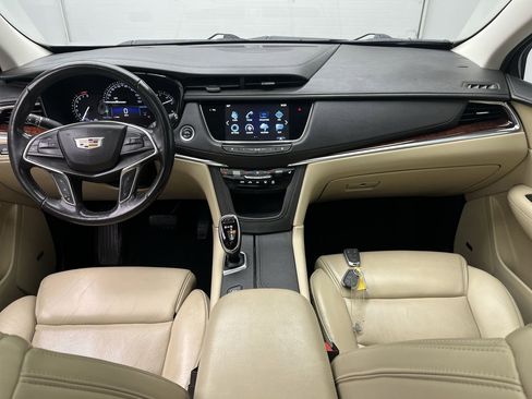 Used 2019 Cadillac XT5 Luxury image 4