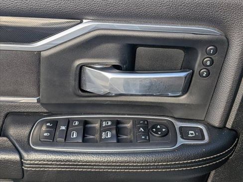 Used 2021 RAM 2500 Laramie AWD/4WD image 11