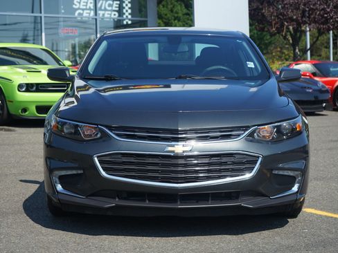 Used 2018 Chevrolet Malibu LT FWD image 8