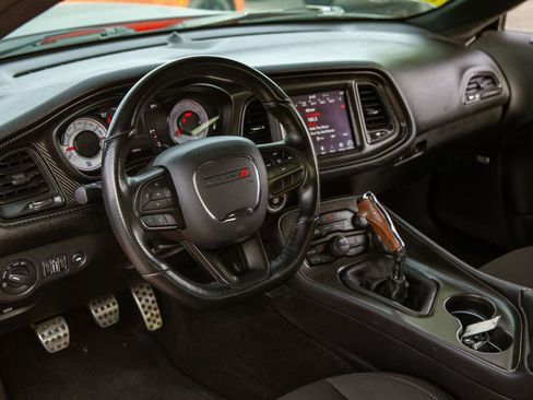 Used 2021 Dodge Challenger R/T Scat Pack RWD image 11