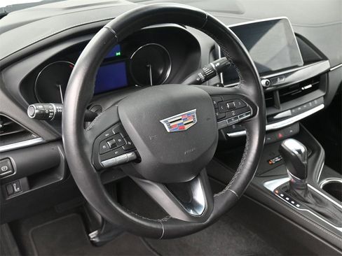 Used 2023 Cadillac CT4 Luxury image 10
