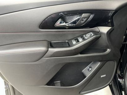 Certified 2022 Chevrolet Traverse RS w/ LPO, Floor Liner Package
